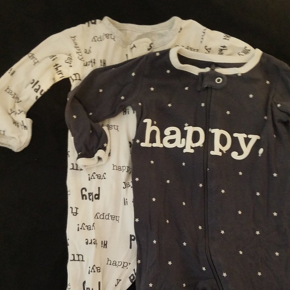 2 pack Sleeper/Rompers Size 0-3 M